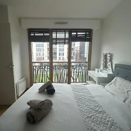 Le Chic - A 15 Min Du Coeur De Paris * Bois-Colombes